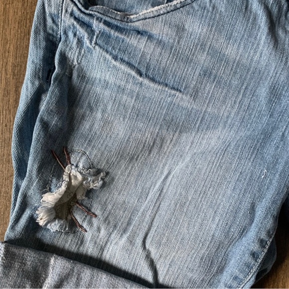 Heritage 1981 Distressed Jean Shorts - Picture 3 of 7